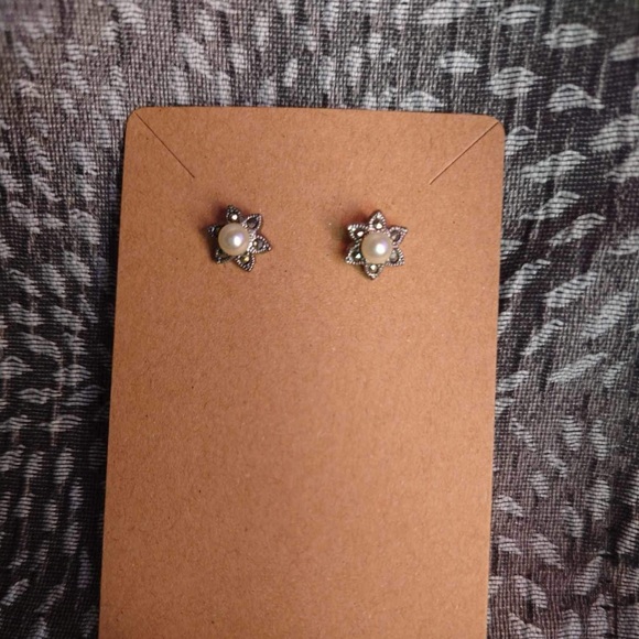 Jewelry - Vintage 90s Starburst Earrings